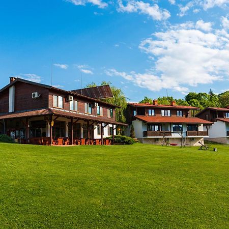 Complex Pristan In The Mountain Hotel Shilkovtsi Exterior photo