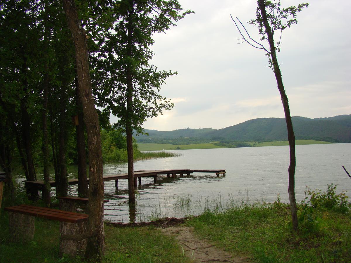 Complex Pristan In The Mountain Hotel Shilkovtsi Exterior photo